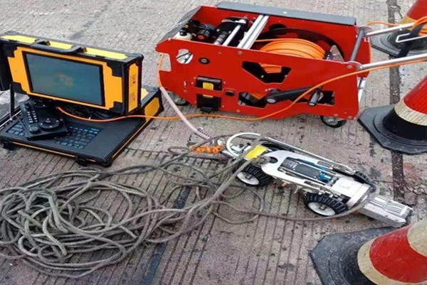 迭部CCTV管道检测机器人